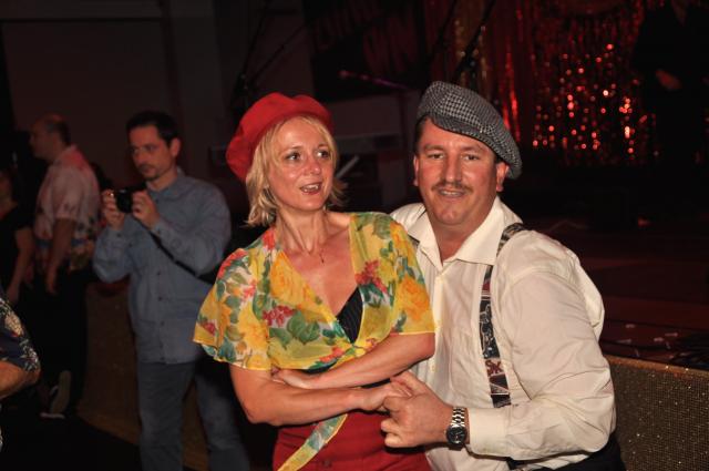 min 2010 11 13 fous swing 194
